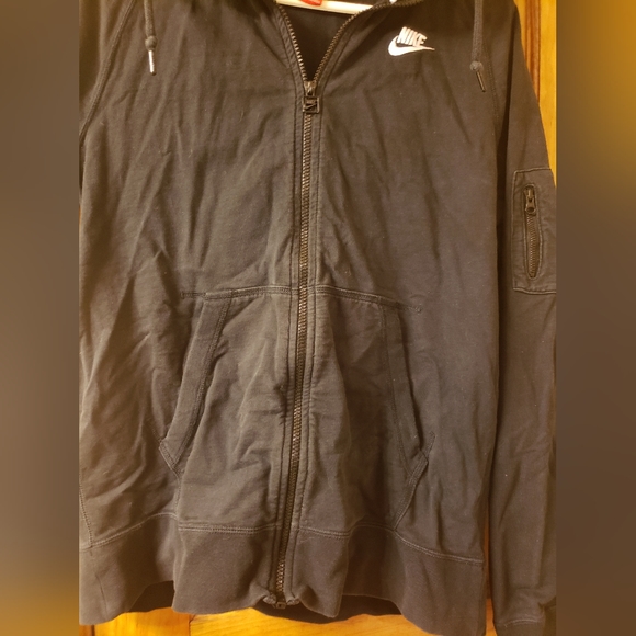 Nike hoodie-althetic black - Picture 4 of 5